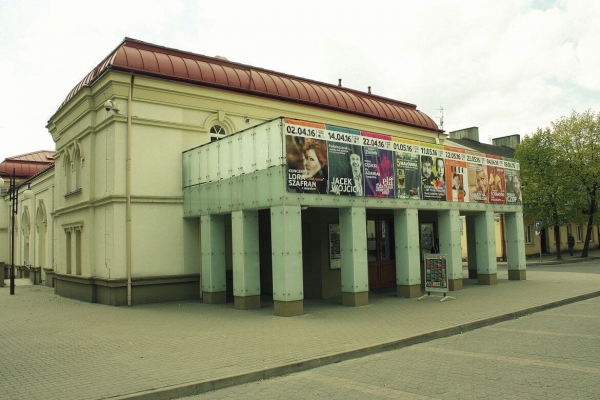 Kultura na Rynku Zduńskim - Centrum Teatru, Muzyki i Tańca w Kutnie